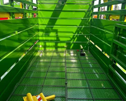 Acoplado Jaula Vaquero para 3-4 Animales