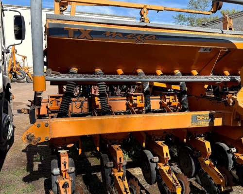 Sembradora Agrometal TX Mega 16 A52 Variable