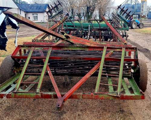 Rastra de Discos Pampero de 56, con Rastras y Rolos