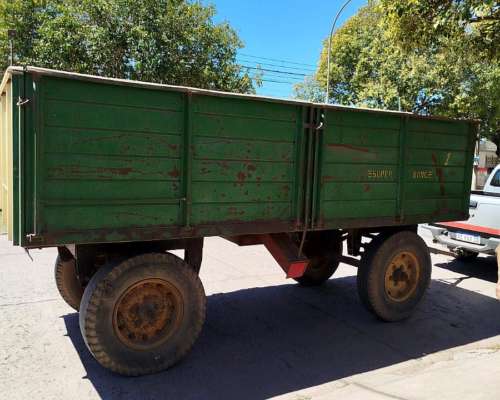 Acoplado Playo 9 TT muy Bueno