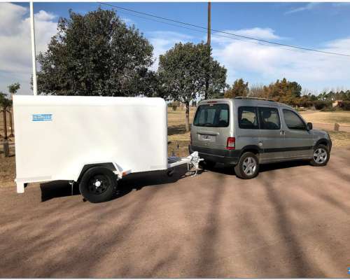 Acoplado Taller Batan Americano para 800 KG. 1 Eje