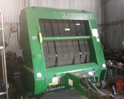 Rotoenfardadora Jonh Deere 566