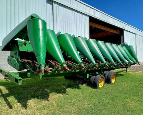 Cabezal Maicero JD de 10 Surcos