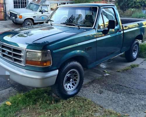 Ford F100 XLT Motor MWM Caja Clark Grande