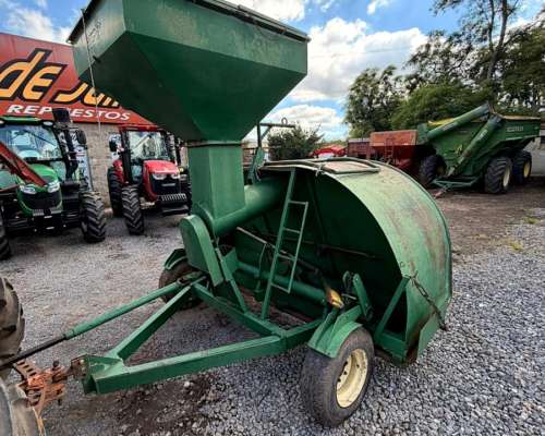 Embutidora Embolsadora Marca Venado muy Buena