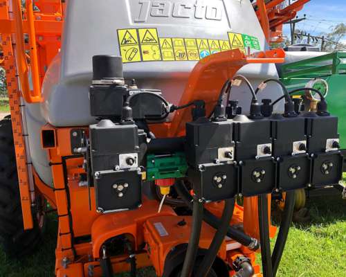 Pulverizadora Jacto Advance 24mts 3000lts Nueva