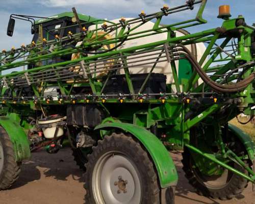 Pulverizadora Metalfor 7030 , año 2017