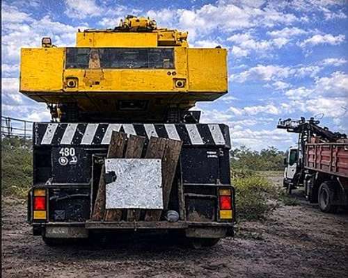 Grúa Todo Terreno Grove At750be 45 TON 6x6x6