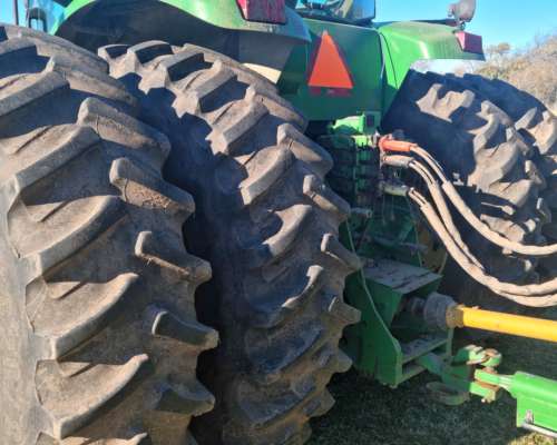 John Deere 8230, 2006, Americano. 16.215 HS. con Piloto JD