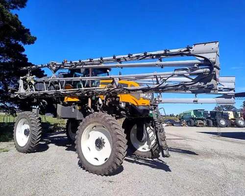 Pulverizadora Valtra BS 3335 H año 2020 Botalum 40 M