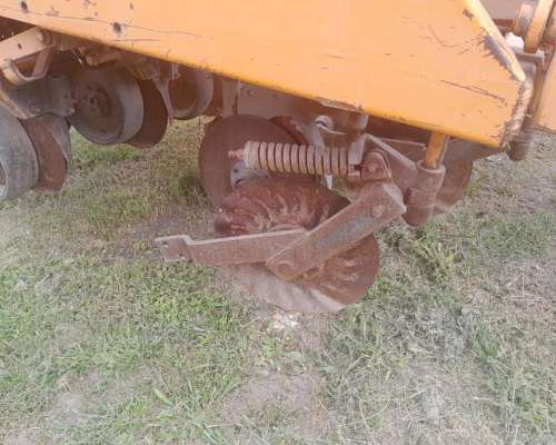 Sembradora Agrometal TX Mega 16 a 52 Mecánica