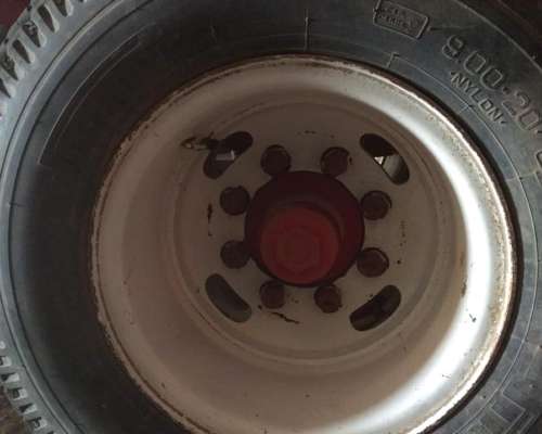 Vendo 8 Llantas para Duales Centro 8 Agujeros, Armadas Todas