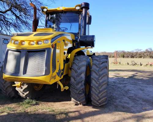 Tractor Articulado 580 Bravo Pauny 260 HP