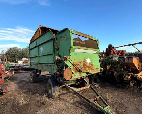 Acoplado Carro Forrajero Fraga Usado