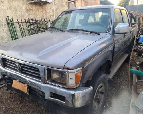 Toyota Hilux SR5 Modelo 98