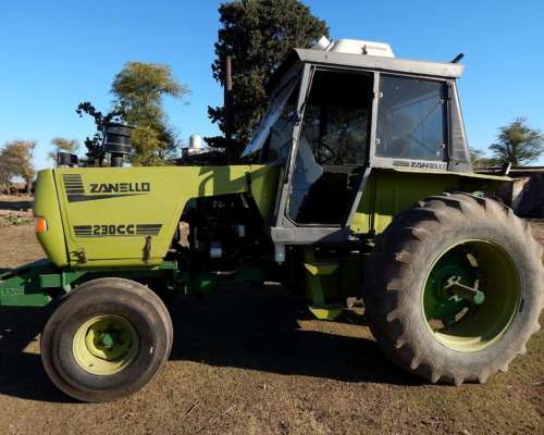 Tractor Zanello 220 CC en muy Buen Estado.