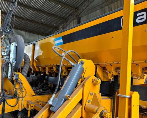 Sembradora Agrometal TX Mega Gen3, 16 a 52, año 2021, Neumat