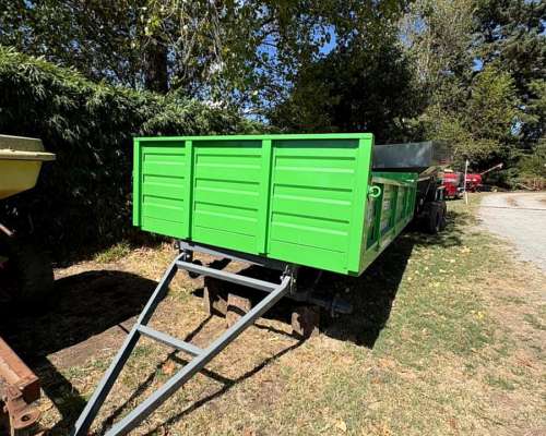 Acoplado Playo Plegados San Justo de 2 X 4 Mts y 4 Toneladas