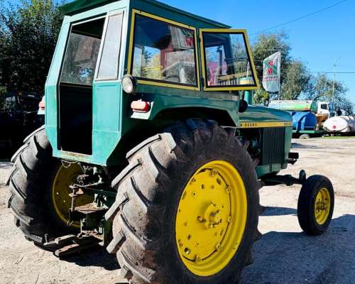 Tractor John Deere 3530