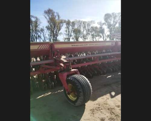 Sembradora Combinada/dual Bertini Neumática 32000