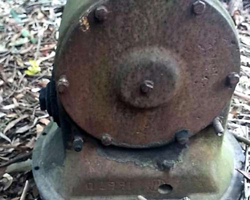 Cabezal de Engranajes para Bomba de Riego de 4 Pulgadas