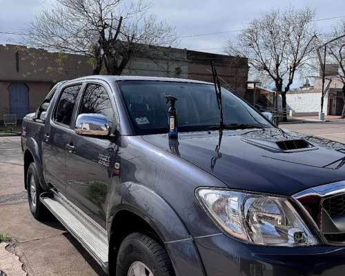 Toyota Hilux 2011 4at 4X4
