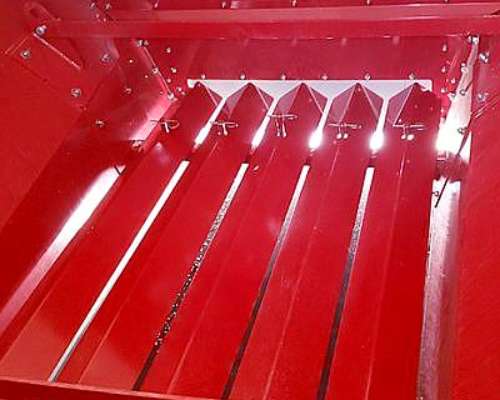 Fertilizadora Línea Motion F6000 Syra- Contado 20% Descuento