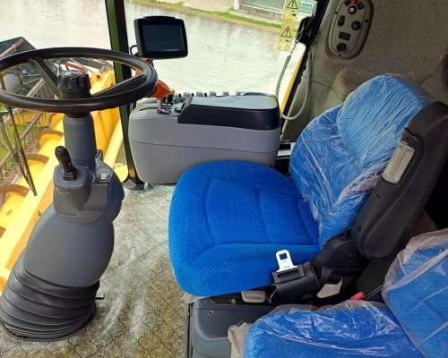 Cosechadora CR9060 año 2012 Motor 8.798hs Rotor 5,649 HSD