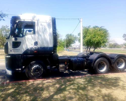 Ford Cargo 2042 año 2016 Tipo 6X2 MOT Reparado Hace 80000km