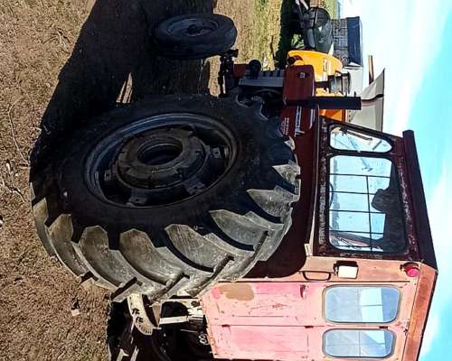 Tractor Massey Ferguson 1075