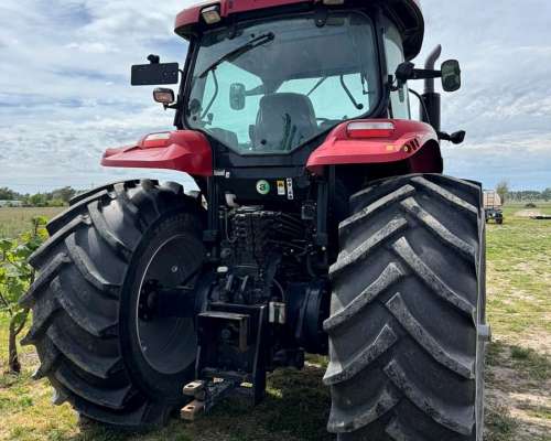 Tractor Case IH155 Puma