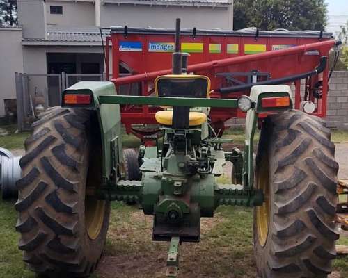 Tractor John Deere 2730 en muy Buen Estado