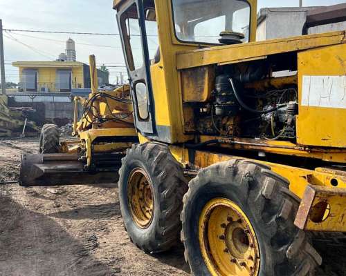 Vendo Motoniveladora de 12 Toneladas (cuchilla 13 Pies)