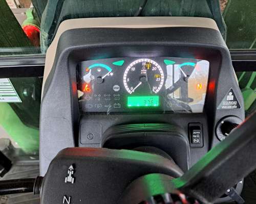 Tractor John Deere 5082 E, año 2022, 400 Hs Motor, Cabina OR