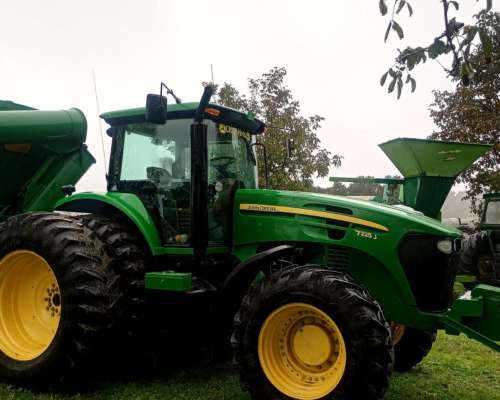 John Deere 7225j, con Duales con Piloto