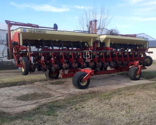 Sembradora Gherardi G300 Autotrailer