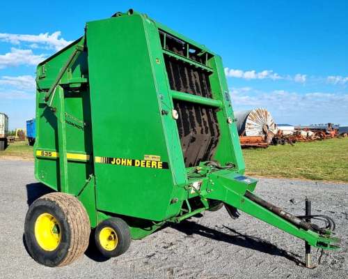 Rotoenfardadora John Deere 535
