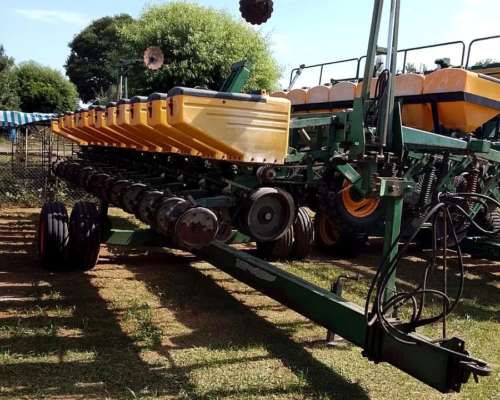 Semb. Autrailer Tedeschi año 2000 de 14 a 0,52 Fert en Linea