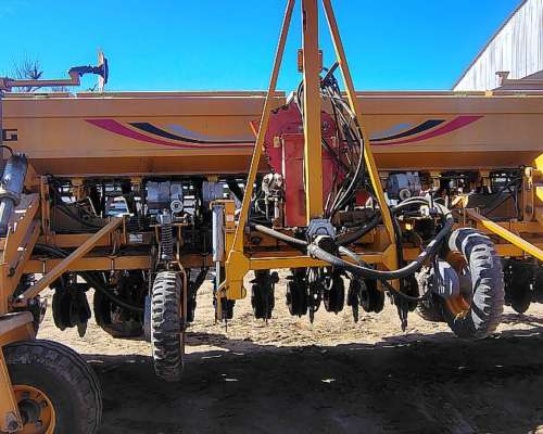 Sembradora Fabimag FG01 Neumática 18 a 42