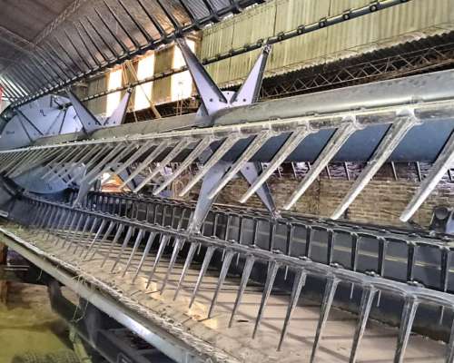 Cosechadora Case 7088/año 2011/4x4