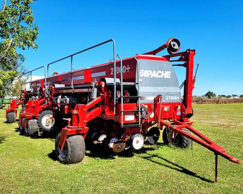 Sembradora Apache 27000 +