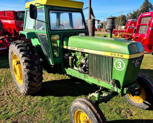 Tractor John Deere 3530
