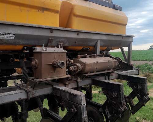 Vendo Sembradora Pla Autotrailer