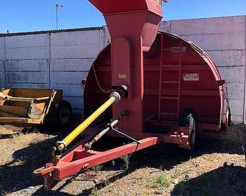 Embolsada Akron e 9250