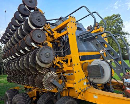 Sembradora AIR Drill Agrometal ADX de 45 a 19 cm