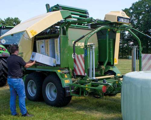 Rotoenfardadora+encintadora Krone Comprima CF155 XC C/cutter