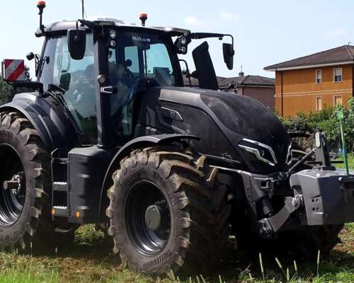 Tractor Valtra Serie Q5 265 285 305 HP