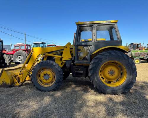Pauny 210 con Pala / 110 HP / 2016 / 6.500 Hs