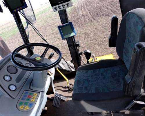 Tractor Pauny 540 Dual 18.4x34 Hidráulico de Centro Cerrado