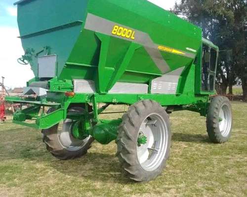 Fertilizadora Autopropulsada Usada muy Buena